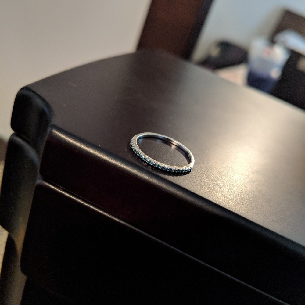 10k Blue Diamond Dainty Ring - Picture 3 of 4